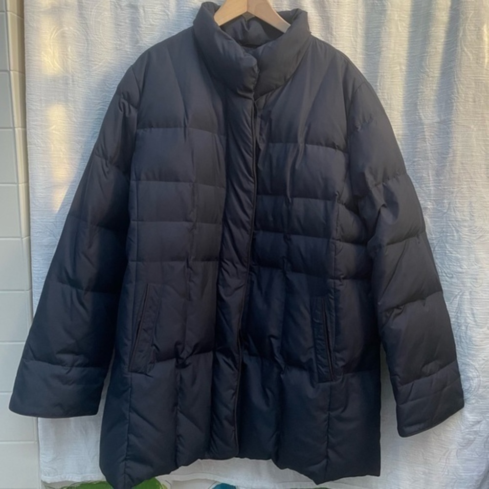 Schneiders of Salzburg SAMIRA Luxury Down Puffer Jacket in Navy
